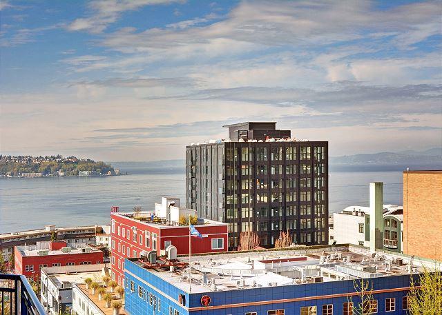 Belltown Court Sunset Suite Сиатъл Екстериор снимка
